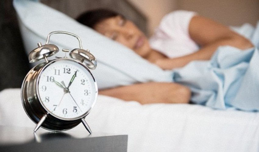 Getting less than six hours' sleep a night means you're more likely to catch a cold