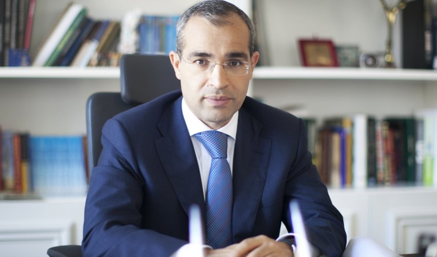 Микаил Джаббаров встретился со студентами, которые будут обучаться за рубежом Микаил Джаббаров встретился со студентами, которые будут обучаться за рубежом