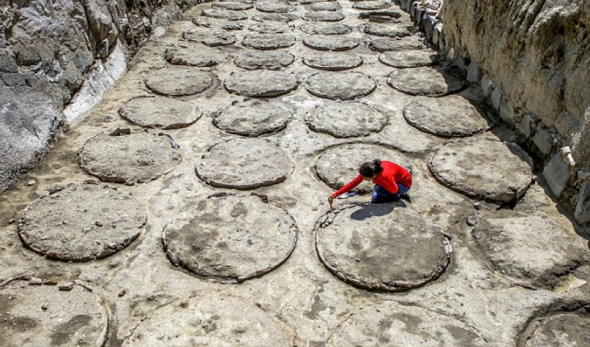 Archaeologists discover 2,800-year-old 'burial jars' in Turkey