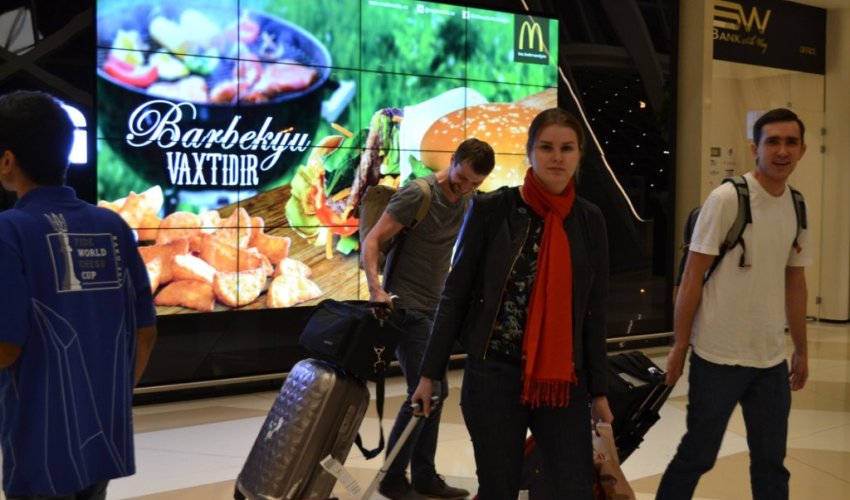 Bu gün FİDE prezidenti Bakıya gəlir