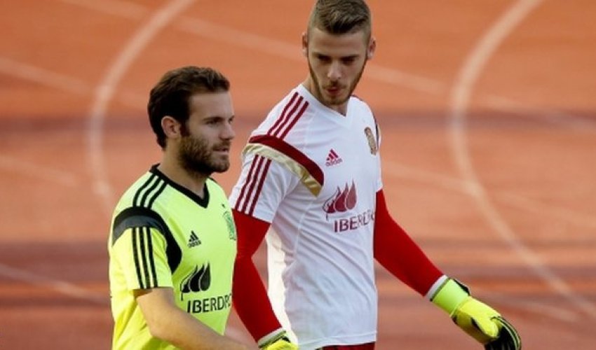 Man Utd have opened contract talks with David De Gea