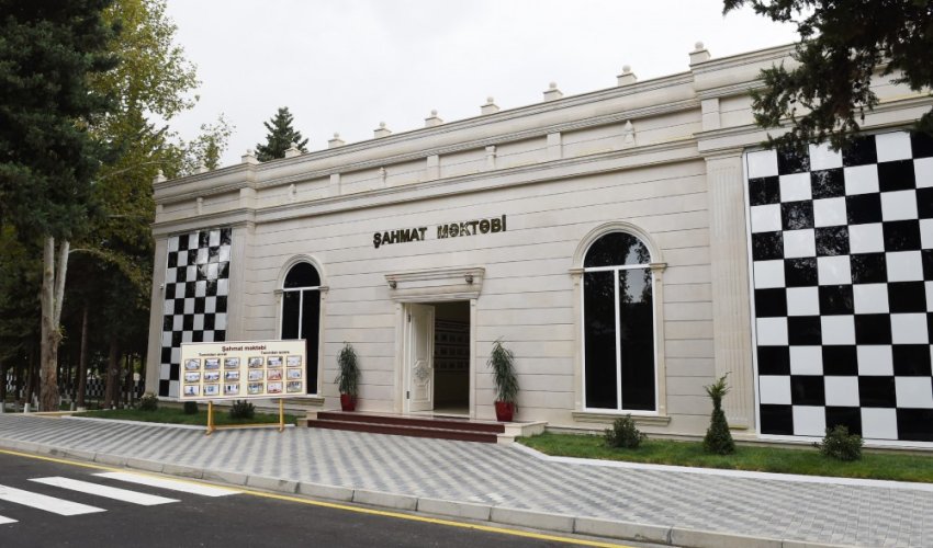 İlham Əliyev Ağsu Şahmat Məktəbinin açılışında iştirak edib - FOTOLAR İlham Əliyev Ağsu Şahmat Məktəbinin açılışında iştirak edib - FOTOLAR