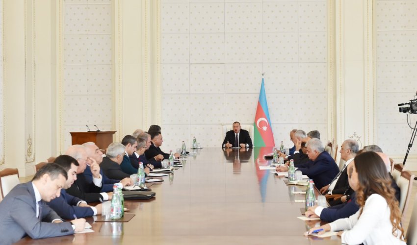 Prezidentin sədrliyi ilə IV İslam Həmrəylik Oyunlarının Təşkilat Komitəsinin iclası olub 