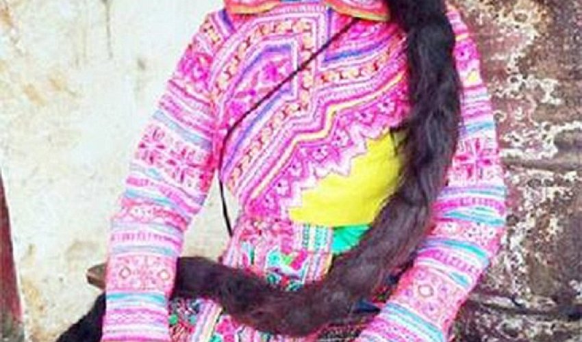 Woman’s hair grows to an incredible EIGHT FEET