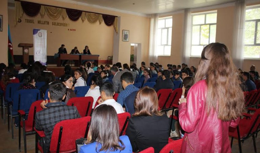 Rayonlarda qızların təhsildən erkən ayrılması əleyhinə kampaniya keçirildi