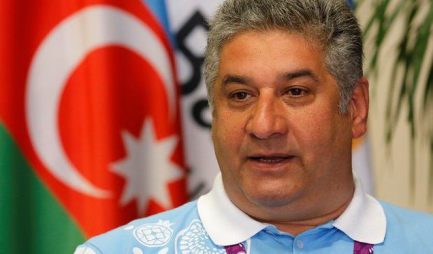 Azad Rəhimov Qərbi ifşa edən məqalə yazdı