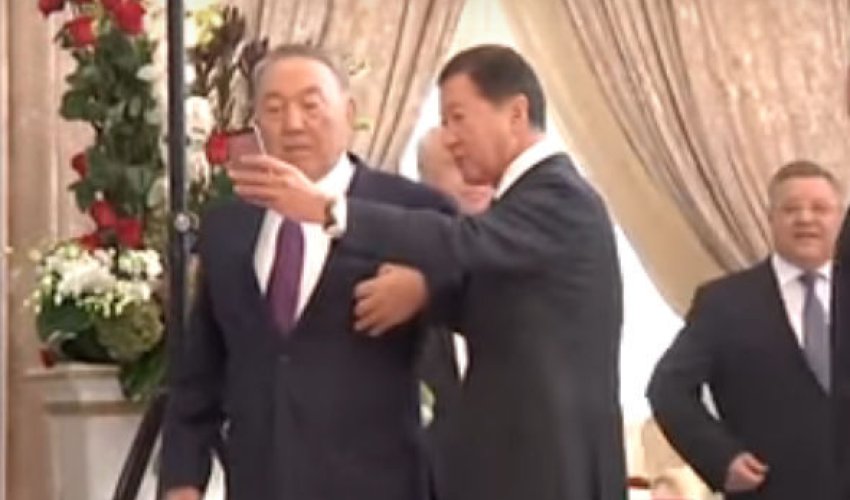 Nazarbayev milyarderi pərt etdi – VİDEO