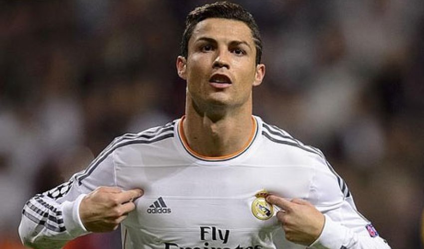 Ronaldo dopinq-testə çağırıldı Ronaldo dopinq-testə çağırıldı