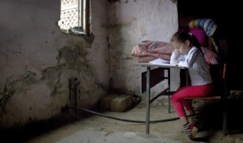 Azerbaijan: Born to be an IDP Azerbaijan: Born to be an IDP