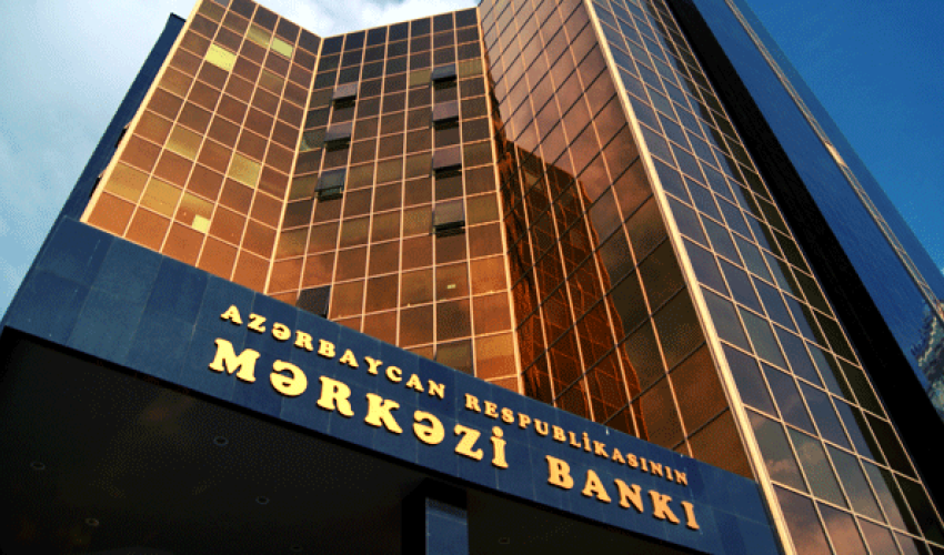 Mərkəzi Bankının valyuta ehtiyatları bu il 50% azalıb Mərkəzi Bankının valyuta ehtiyatları bu il 50% azalıb