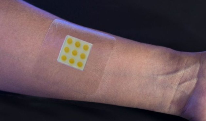 Colour-changing dressing 'fights antibiotic resistance'