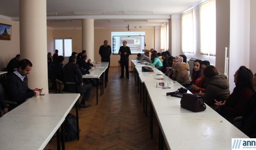 Ekstremal situasiyada işləməyə hazırlaşan jurnalistlər - FOTOLAR Ekstremal situasiyada işləməyə hazırlaşan jurnalistlər - FOTOLAR