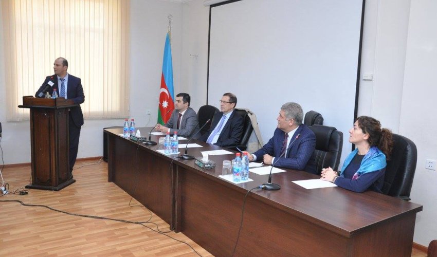 Fransanın Sofiya-Antipolis Universitetinin professoru ADU-da oldu - Fotolar