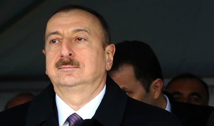 İlham Əliyev Belarusa getdi