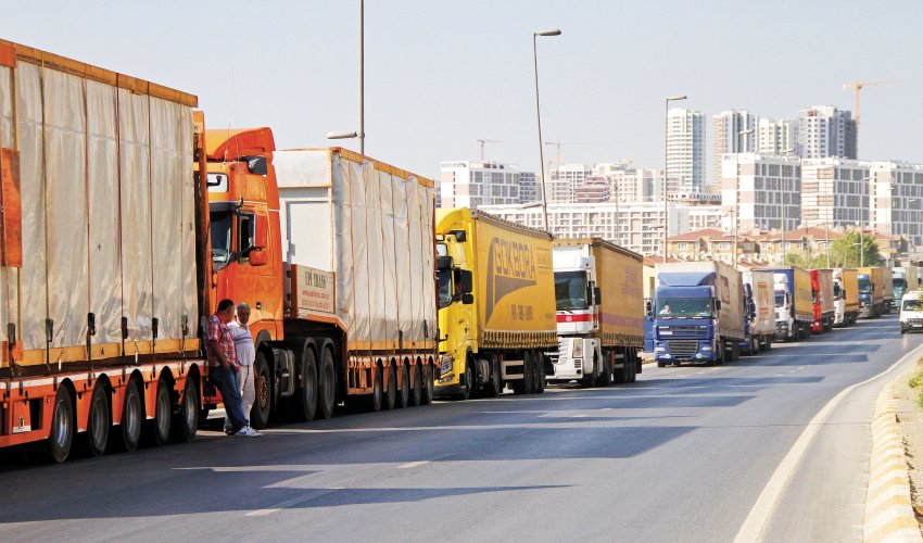 Azerbaijan offers sanctions-hit Turkey a helping hand Azerbaijan offers sanctions-hit Turkey a helping hand