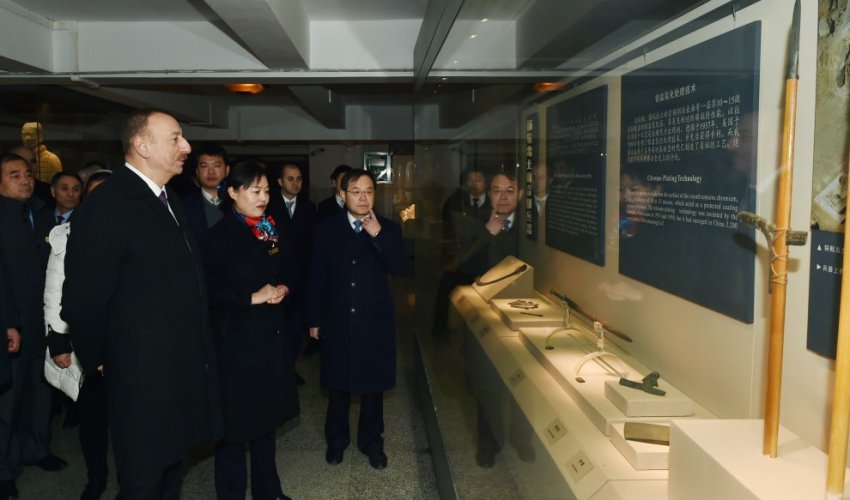 İlham Əliyev Çində Terrakota Ordusu Muzeyi ilə tanış oldu - Fotolar