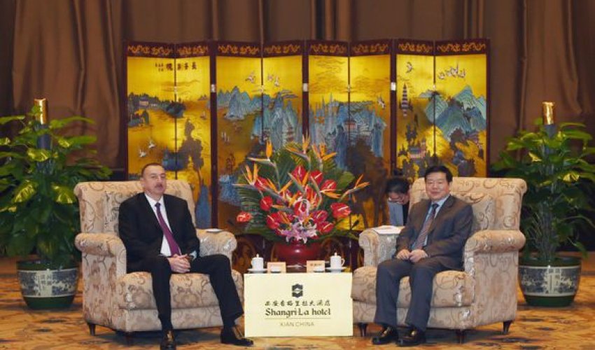 İlham Əliyev Şaansi vilayətinin qubernatoru ilə görüşdü - Fotolar