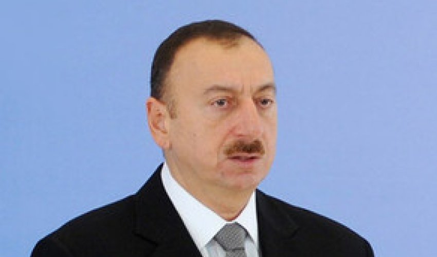 İlham Əliyev Pekində Paytaxt Muzeyi ilə tanış oldu