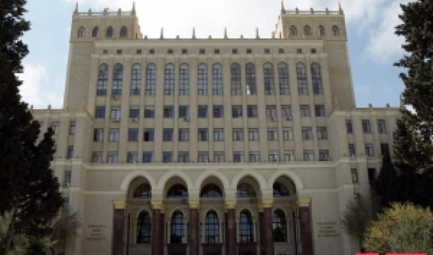 Dilçilik İnstitutuna direktor təyin olundu