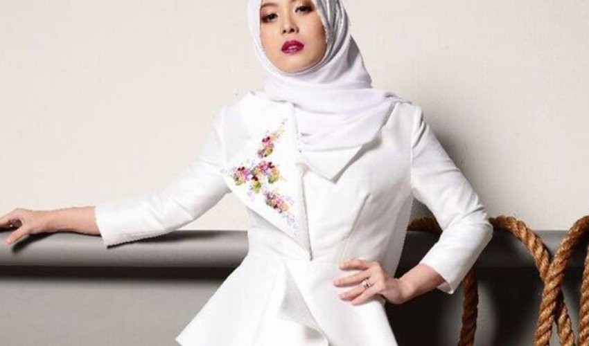 How Muslim headscarves became a fashion empire