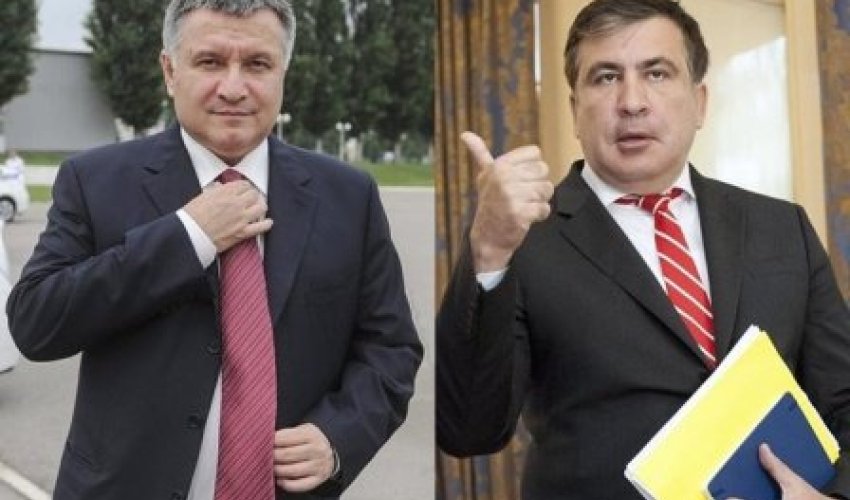 Gürcü-erməni dueli – Avakov Saakaşvilini necə islatdı – VİDEO