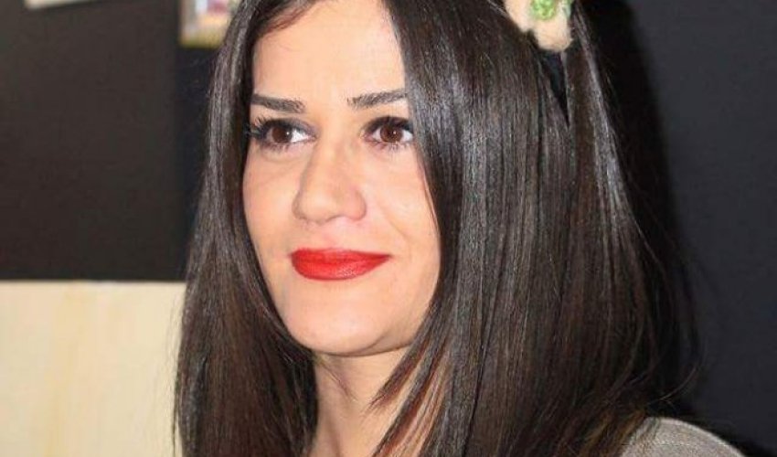 Lala Ağayeva: “Rəssam üçün vacib olan fərdiliyini qorumaqdır” – MÜSAHİBƏ