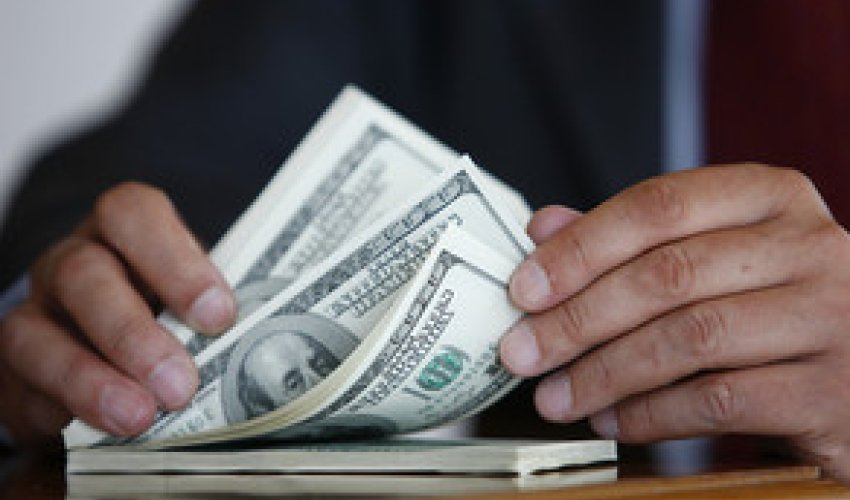 Dollar bahalaşdı - Məzənnə Dollar bahalaşdı - Məzənnə