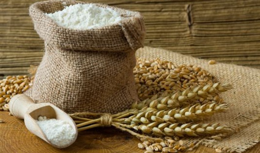 Azerbaijan lowers price of flour after currency slide