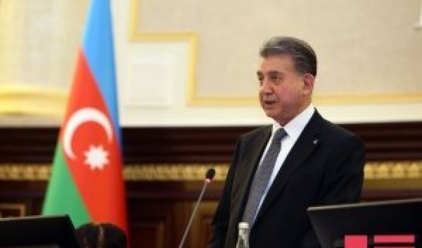 “AMEA-nın bəzi institutlarının birləşdirilməsi məsələsinə baxıla bilər”