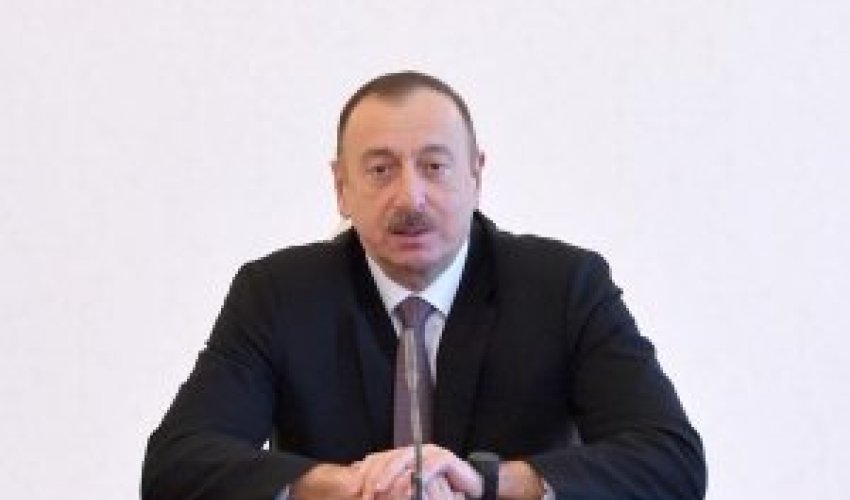 “Azərbaycanın xarici maliyyə qurumlarından yardım istəməsi barədə məlumatlar yalandır”