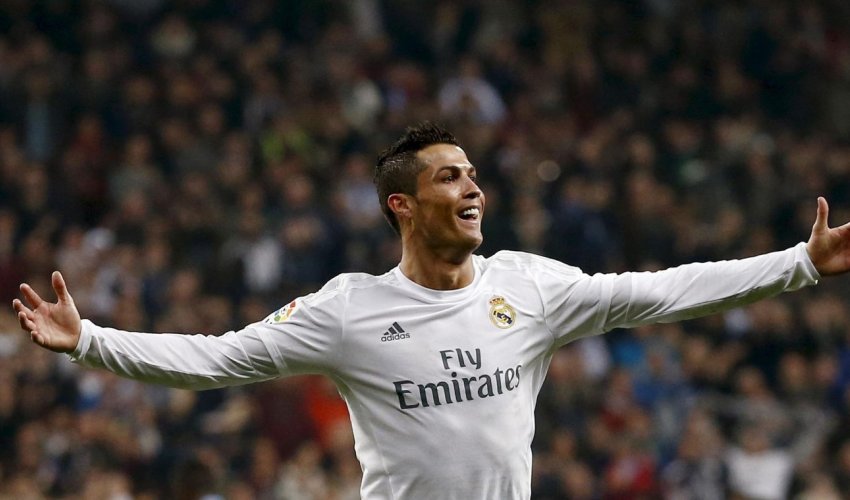 Ronaldo scores perfect hat-trick in emphatic Real Madrid win over Espanyol