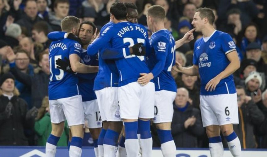 Everton 3 - 0 Newcastle