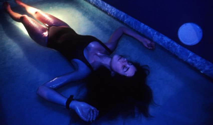 Why do people use flotation tanks?