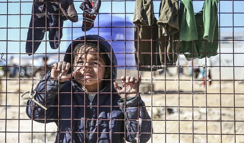 Turkey warns it now expects up to 1 million Syrians to arrive at its borders