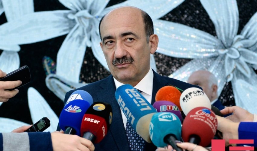 Əbülfəs Qarayev: “Yüksək fəxri ada layiq görülən insan bu adı alçaltmamalıdır