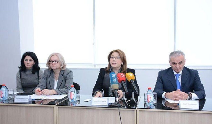 “Rusiya-Azərbaycan: əlverişli mühitdən inkluziv cəmiyyətə doğru” adlı dəyirmi masa