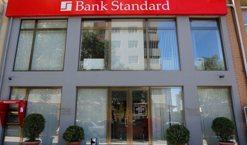 Two Azerbaijani banks agree to merge Two Azerbaijani banks agree to merge