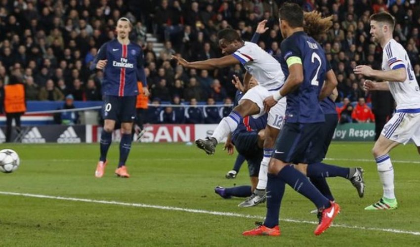 Paris St-Germain 2 - 1 Chelsea