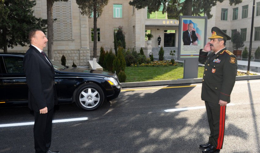 İlham Əliyev hərbi qulluqçular üçün inşa edilən şəhərciyin açılışında