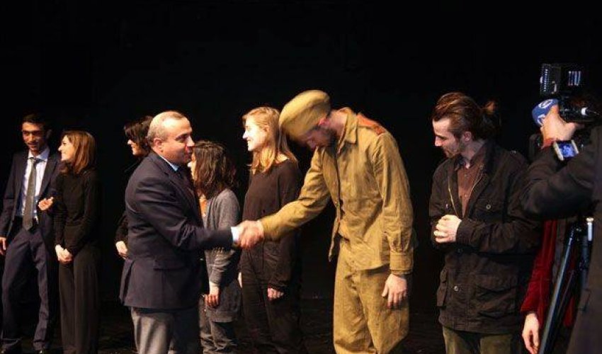 Həftəsonu üçün 8 tamaşa və “Xocalıda qırmızı mələk”- Fotolar