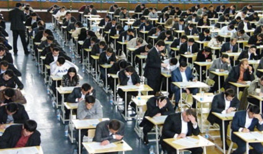 DQMK: 160 dövlət orqanı üzrə 14889 vakant dövlət qulluğu vəzifəsi çıxarılıb