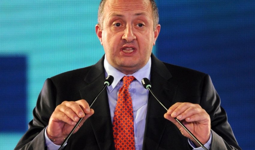 Gürcü prezident: “Biz böyük dövlətlərin təsiri altında yaşamaq istəmirik”