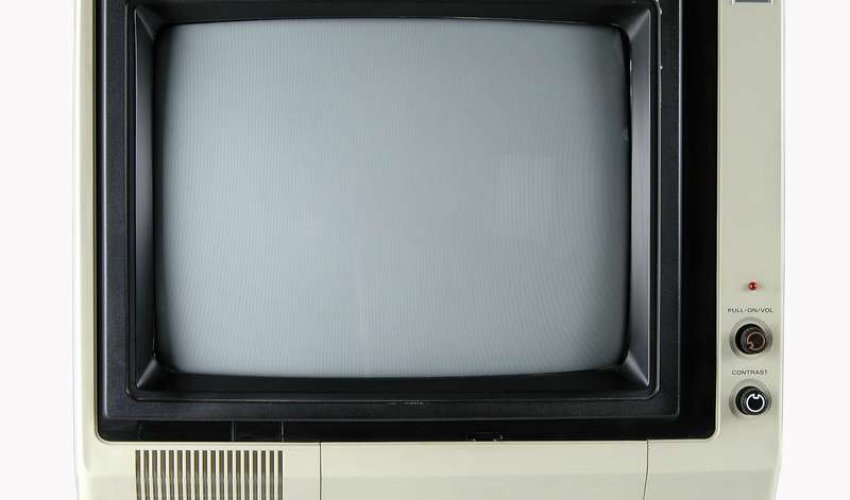 38-летний телевизор подключили к интернету