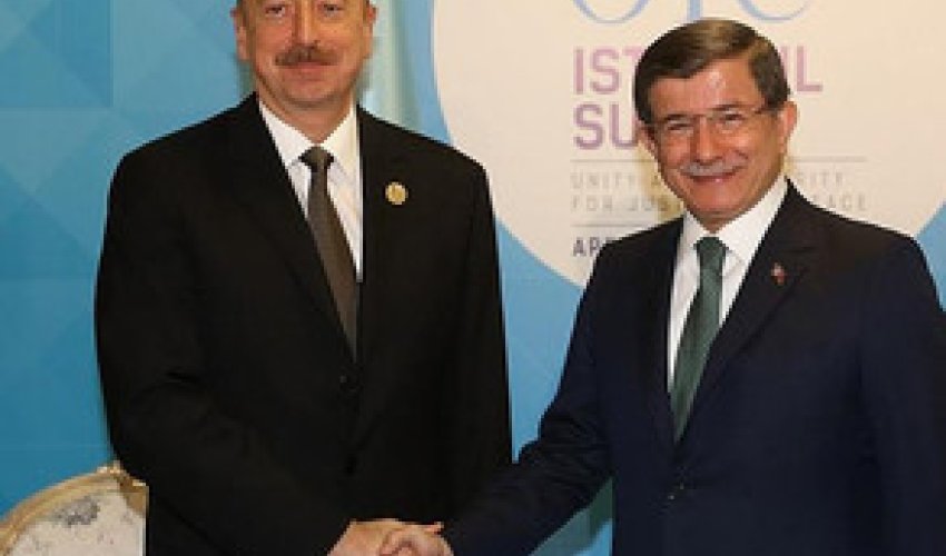 İlham Əliyev Davudoğlu ilə görüşdü