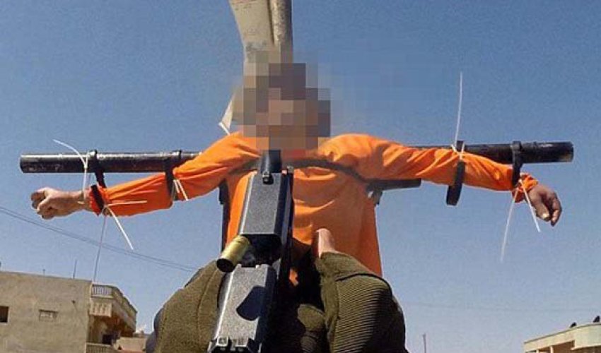 ISIS crucifies and executes captives in ‘video game killing’