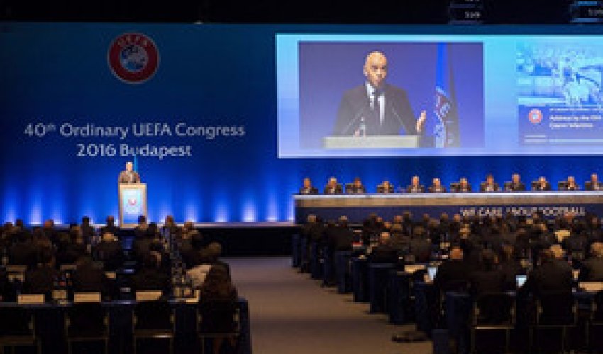 Kosovo Futbol Federasiyası UEFA-ya üzv qəbul olunub Kosovo Futbol Federasiyası UEFA-ya üzv qəbul olunub