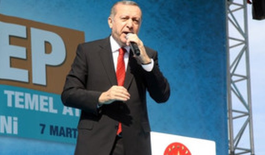 Ərdoğan Davudoğlunun istefasına münasibət bildirdi 