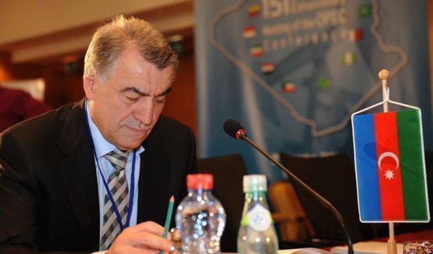 Natiq Əliyev: Neftin qiyməti 50 dollar həcmində qərarlaşacaq Natiq Əliyev: Neftin qiyməti 50 dollar həcmində qərarlaşacaq