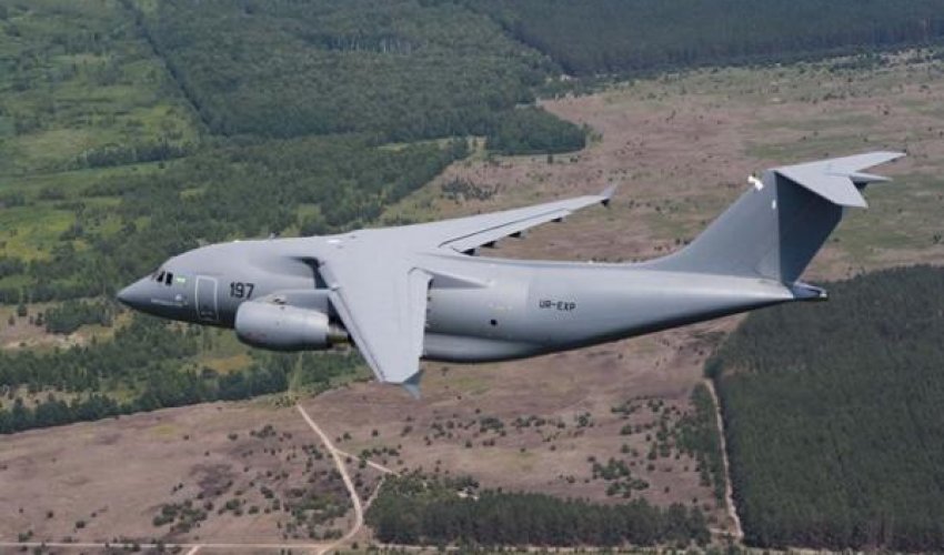 Azərbaycan yeni hərbi təyyarələr alır