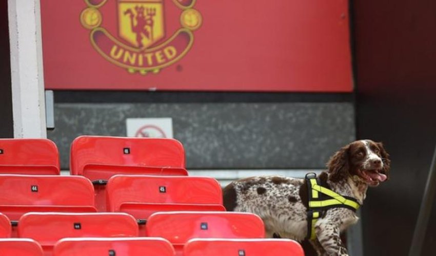 Old Trafford: Urgent inquiry demanded after bomb 'fiasco'